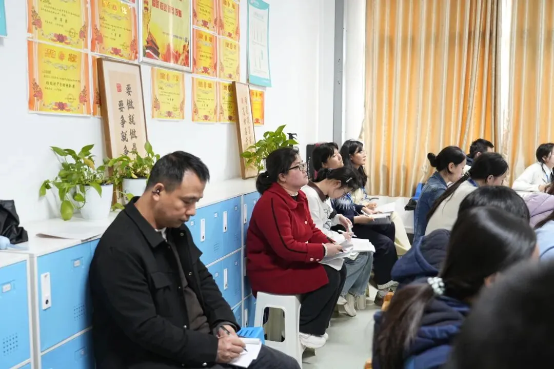 共研中考改革 共话品质课堂|株洲市教科院来我校调研考察湖南省改革工作-第8张图片-四季读书网