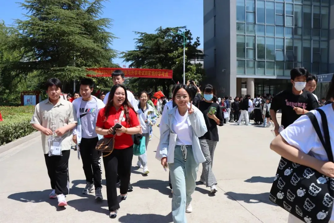 【2024中考】青衿致远 沐光而行-第106张图片-四季读书网