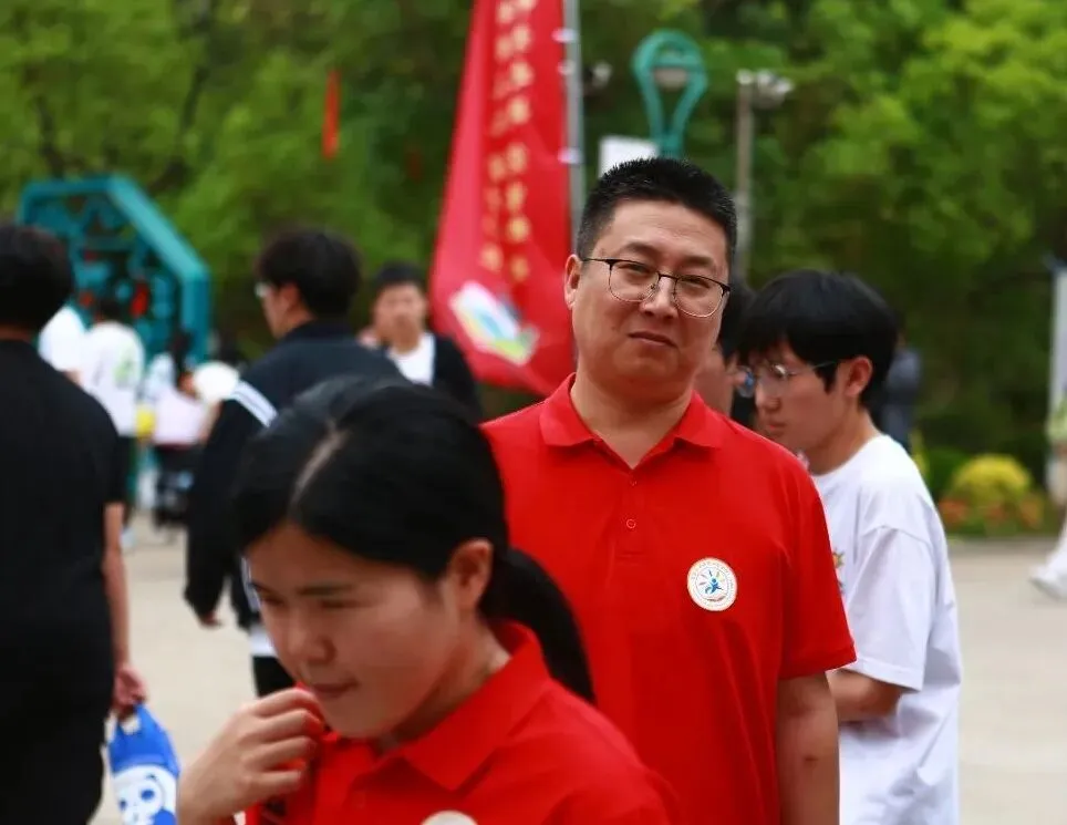 【2024中考】青衿致远 沐光而行-第212张图片-四季读书网