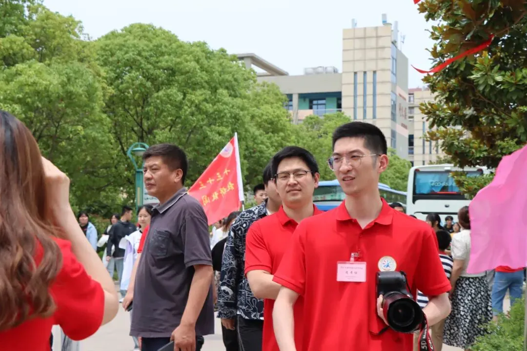 【2024中考】青衿致远 沐光而行-第215张图片-四季读书网