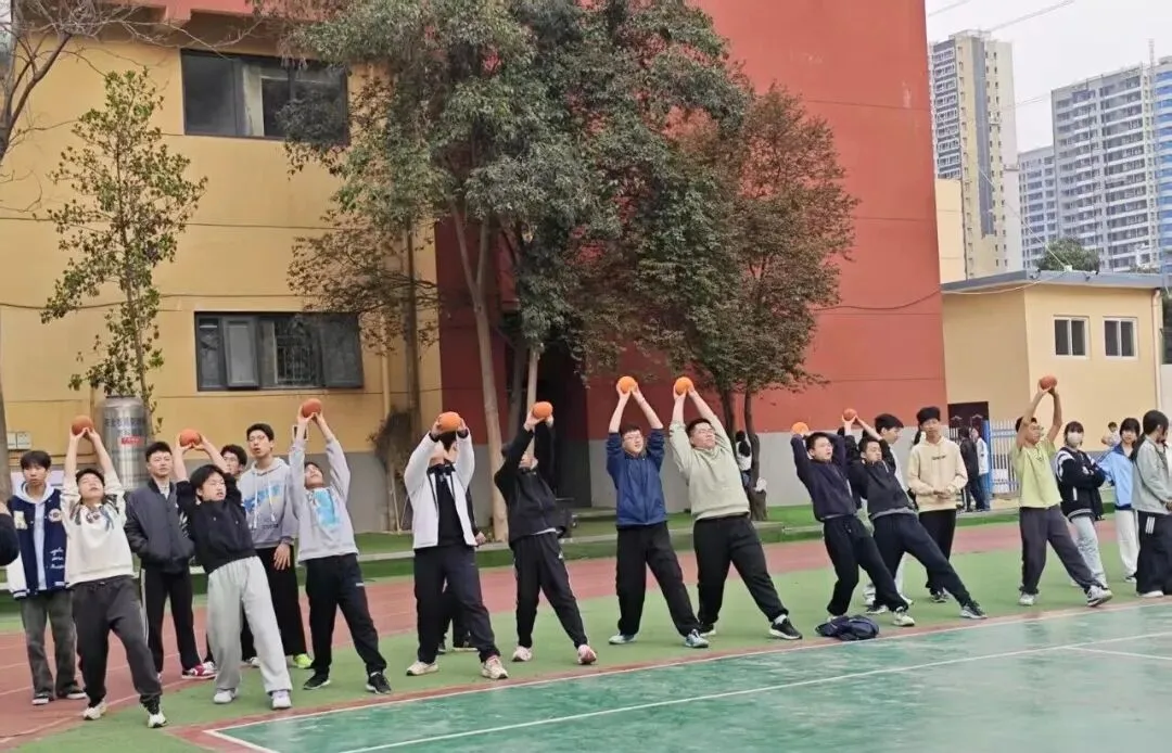 备战中考体育丨强化体育训练 提高体育成绩-第15张图片-四季读书网