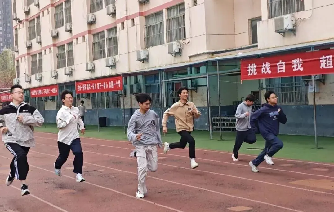 备战中考体育丨强化体育训练 提高体育成绩-第25张图片-四季读书网