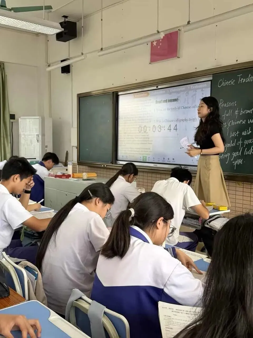 聚智研备考・聚力向中考——广东省吕麟名校长工作室2026年备考交流研讨活动在永宁中学圆满举行-第10张图片-四季读书网 聚智研备考・聚力向中考——广东省吕麟名校长工作室2026年备考交流研讨活动在永宁中学圆满举行-第10张图片-四季读书网