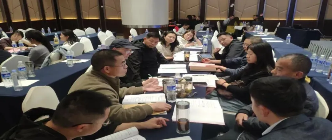 凝心聚力备中考,携手共进促提升--九年级毕业班联合研讨活动简报-第9张图片-四季读书网