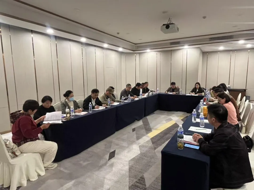 凝心聚力备中考,携手共进促提升--九年级毕业班联合研讨活动简报-第10张图片-四季读书网