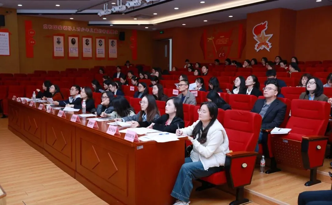 北巴英语课堂焕新 集团共研中考赋能——巴蜀中学教育集团初三英语教学研讨会圆满举行 第4张 北巴英语课堂焕新 集团共研中考赋能——巴蜀中学教育集团初三英语教学研讨会圆满举行 第4张
