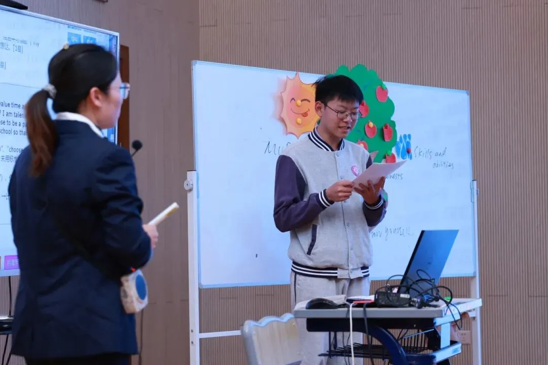 北巴英语课堂焕新 集团共研中考赋能——巴蜀中学教育集团初三英语教学研讨会圆满举行 第9张 北巴英语课堂焕新 集团共研中考赋能——巴蜀中学教育集团初三英语教学研讨会圆满举行 第9张