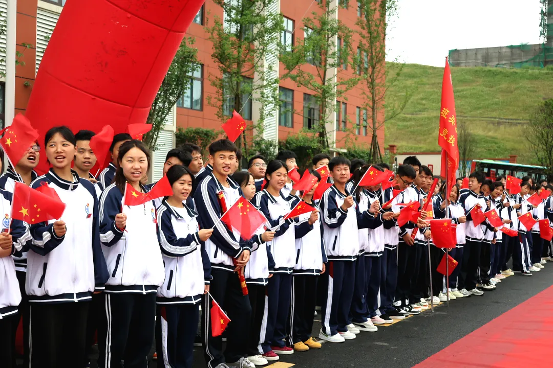 大方梁才九思高级中学举行2025届中考出征仪式 第24张