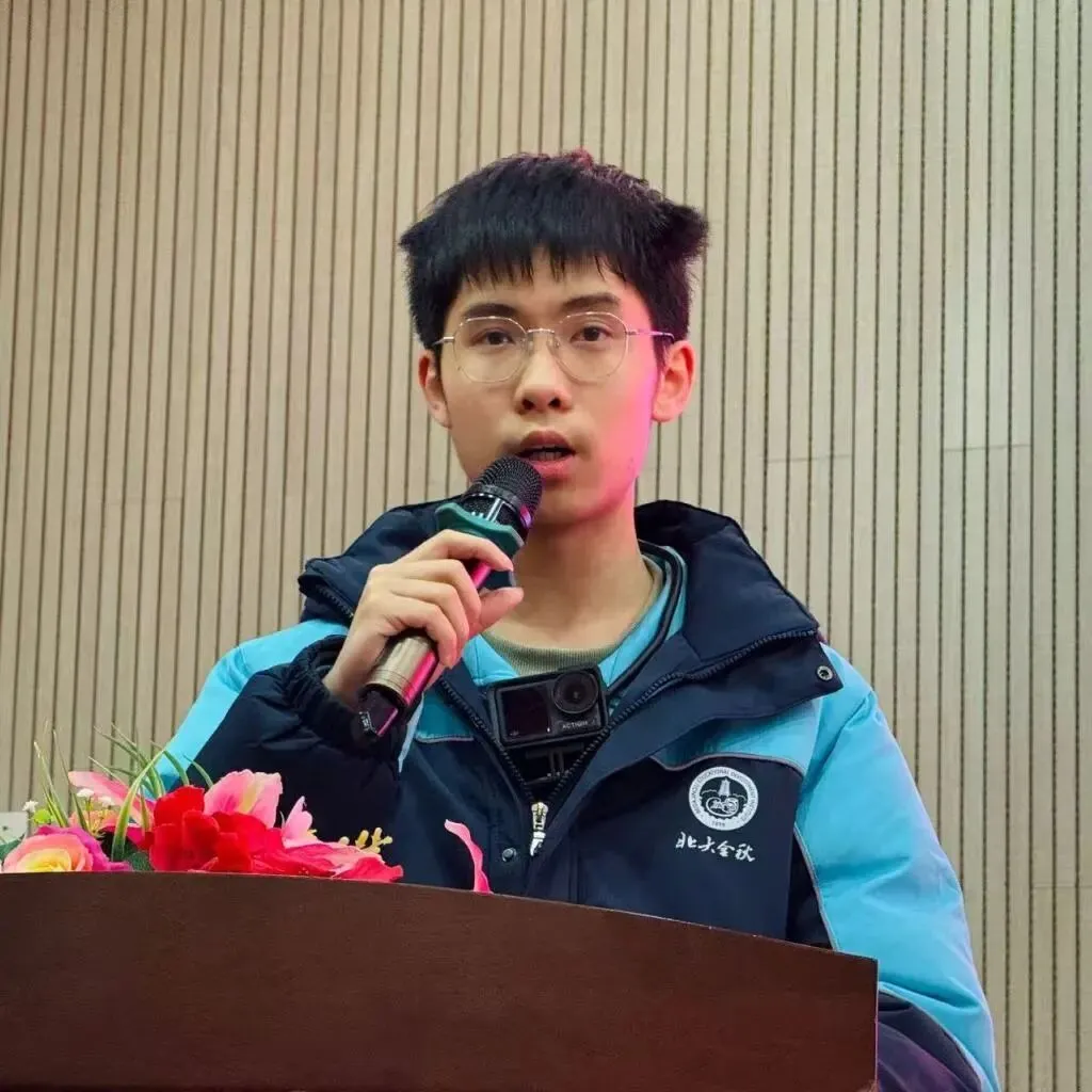 百日砺剑,逐梦中考 | 全南燕园实验中学举行2026届中考百日冲刺誓师大会-第5张图片-四季读书网