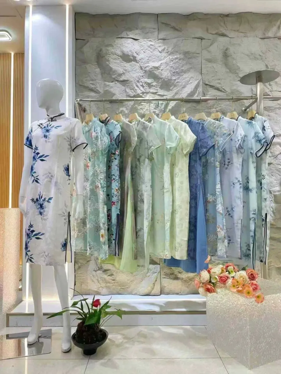高考中考季必备【旗袍】26夏~品牌女装库存尾货折扣批发实体电商直播一手货源 第6张