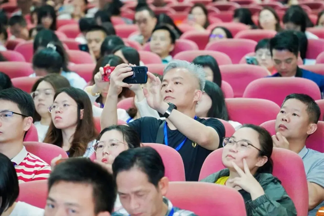 2026届广东中考二轮备考研讨会圆满闭幕! 第43张 2026届广东中考二轮备考研讨会圆满闭幕! 第43张