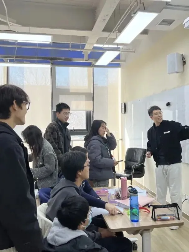 直击模考月:半个月20多场考试,咋做到的?-第21张图片-四季读书网