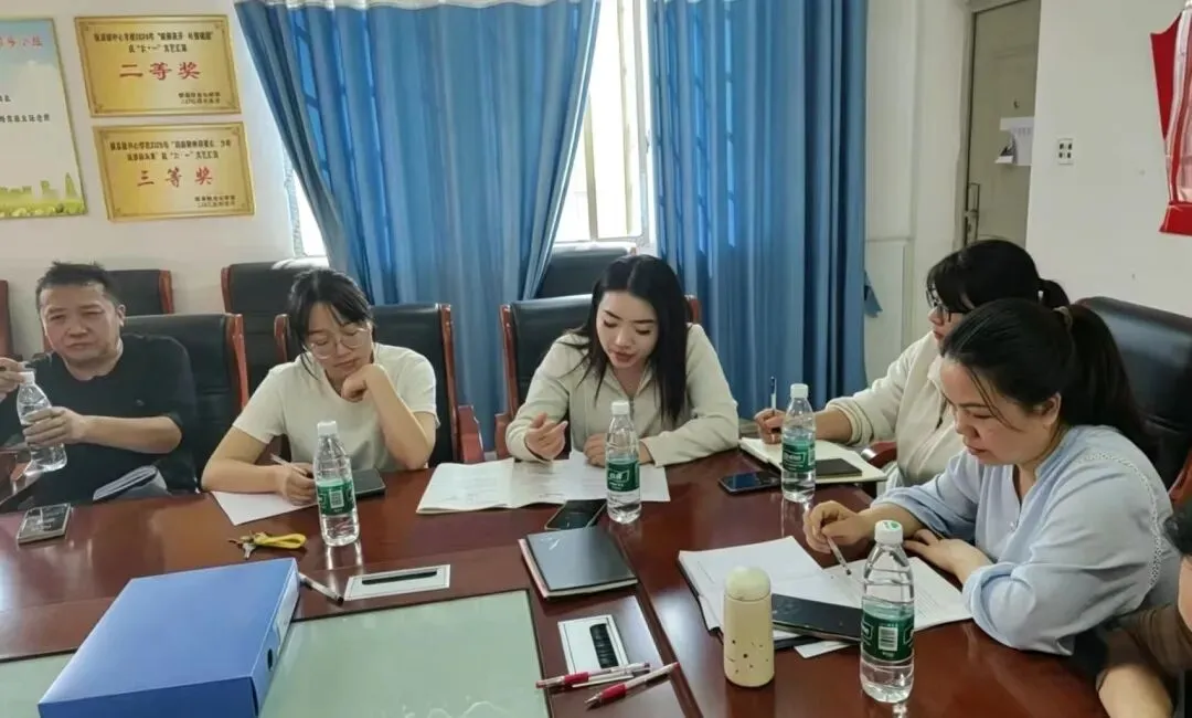 聚焦中考备考 聚力提质增效—— 槎溪镇中心学校开展道德与法治备考专题教研活动 第2张