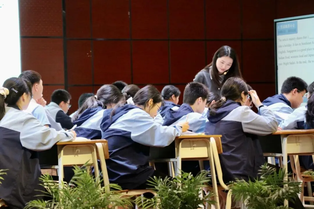 聚焦中考复习策略 共研高效备考课堂-第13张图片-四季读书网 聚焦中考复习策略 共研高效备考课堂-第13张图片-四季读书网