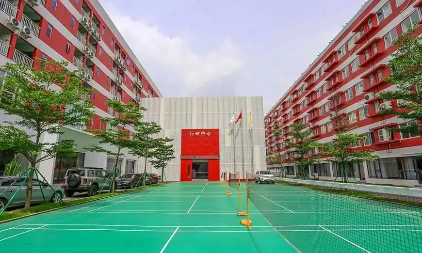 广州正规全封闭的高考 / 中考复读学校-广州黄师主打基础弱、自控差学生的高效提分 第2张