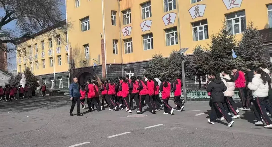 【呼兰八中·备战中考】全力备战中考体育,筑牢学子成长根基----我校多措并举冲刺体育助力学子圆梦 第12张