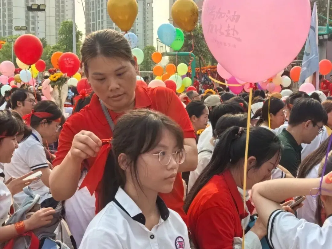 燃情誓师,逐梦中考——南宁市邕宁区民族中学2026届中考誓师大会圆满举行 第38张
