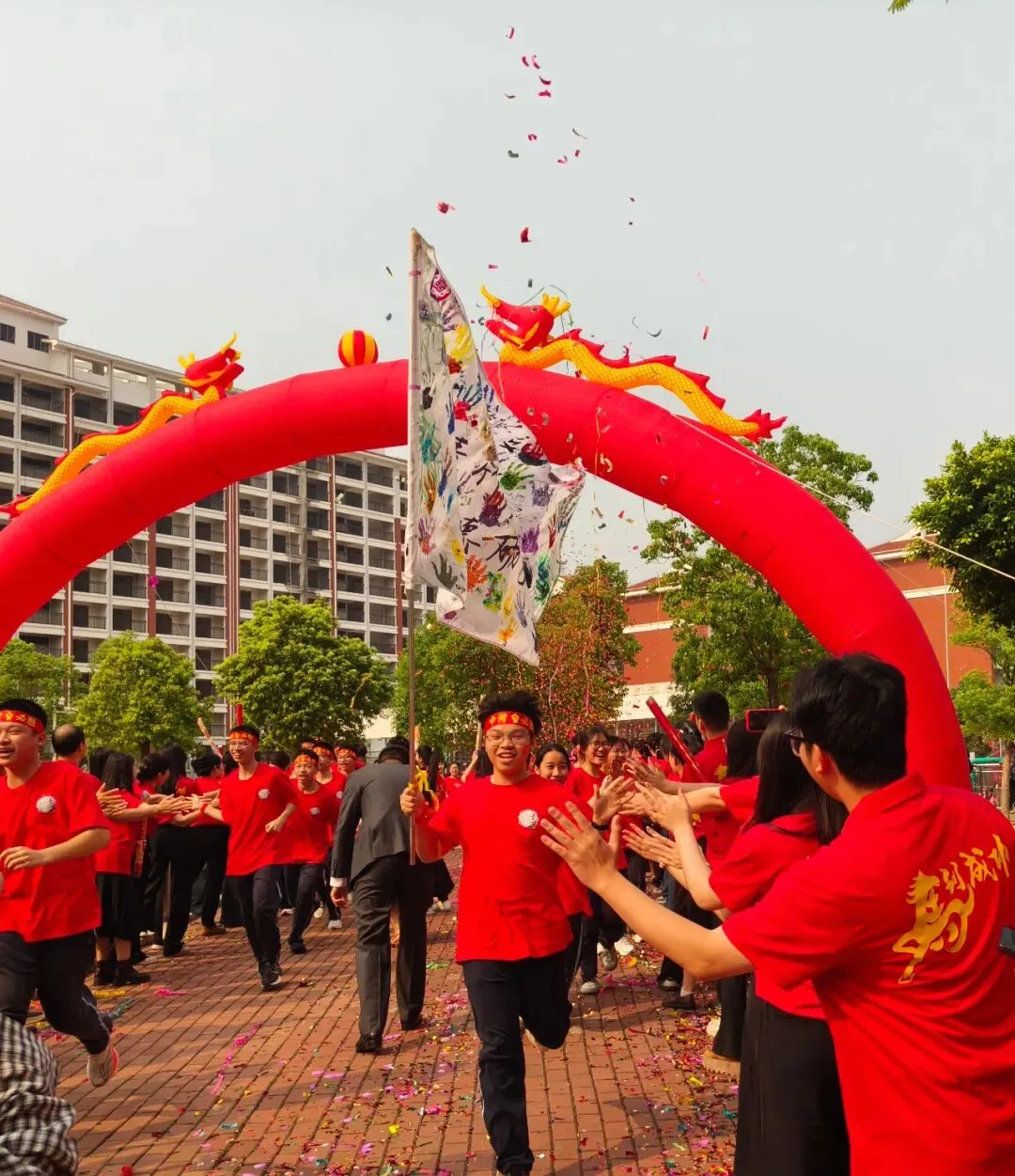 燃情誓师,逐梦中考——南宁市邕宁区民族中学2026届中考誓师大会圆满举行 第95张
