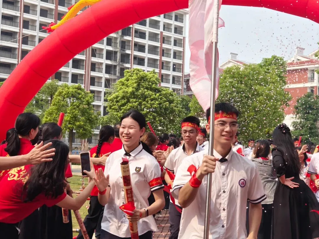 燃情誓师,逐梦中考——南宁市邕宁区民族中学2026届中考誓师大会圆满举行 第97张