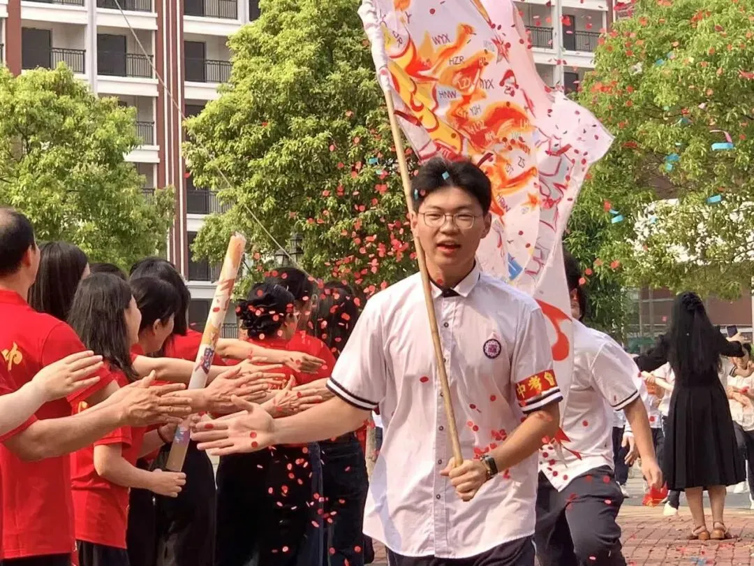 燃情誓师,逐梦中考——南宁市邕宁区民族中学2026届中考誓师大会圆满举行 第98张