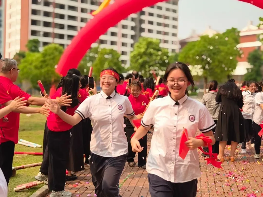 燃情誓师,逐梦中考——南宁市邕宁区民族中学2026届中考誓师大会圆满举行 第106张