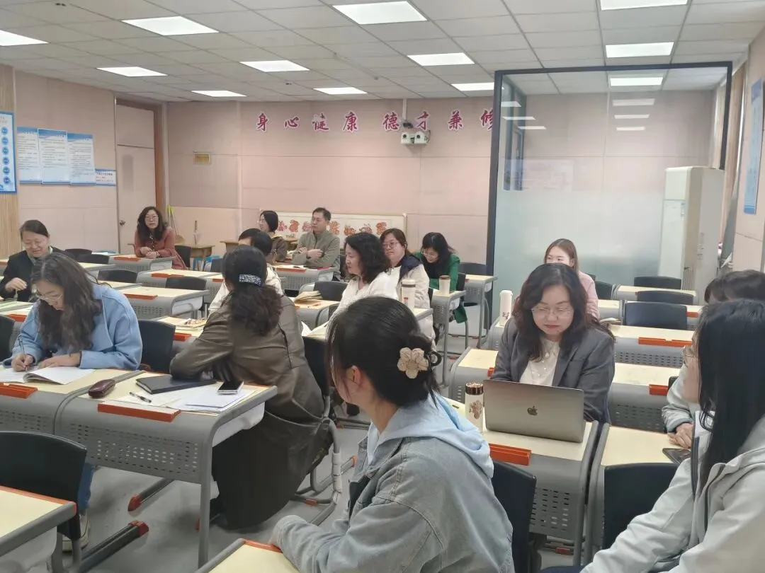 深耕研思,聚力中考——济南五中“研中考讲题大赛” 正在进行 第6张 深耕研思,聚力中考——济南五中“研中考讲题大赛” 正在进行 第6张