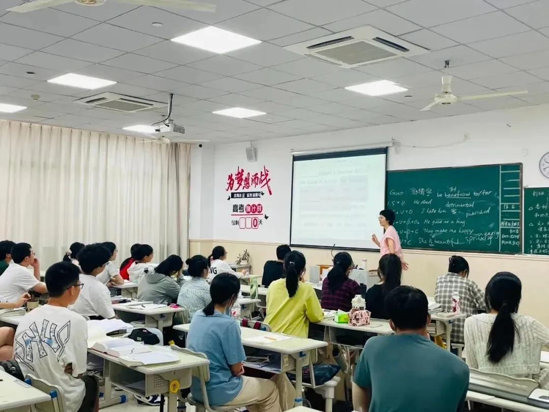 杭州中考志愿填报全攻略分配生+裸考,15个志愿怎么填不滑档?-第2张图片-四季读书网
