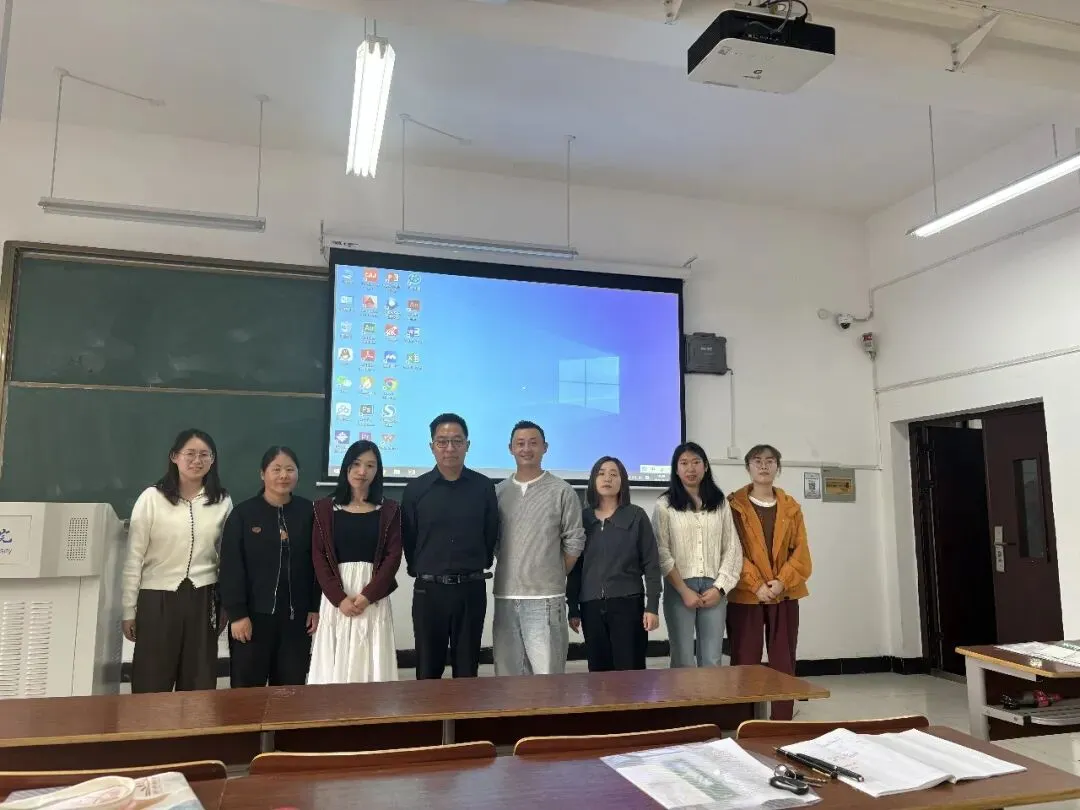 黄山新教育学校9年级全体教师参加黄山市中考复习备考研讨会 第4张