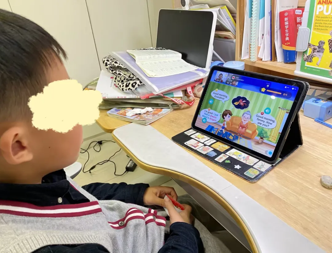 当儿子把试卷摔在我和他爸面前的时候,我们夫妻俩后悔莫及!-第28张图片-四季读书网