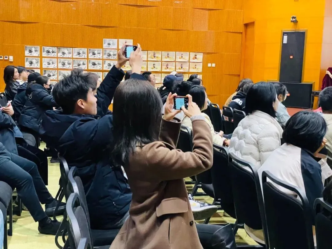 模考落幕 复盘启航 | 2026唐山市美术中考模拟考试试卷分析会干货满满 第15张 模考落幕 复盘启航 | 2026唐山市美术中考模拟考试试卷分析会干货满满 第15张