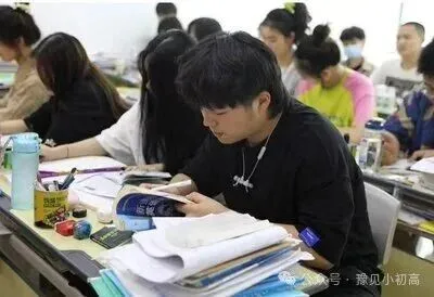 【中考数学】2026郑州金水外国语九年级数学一模试卷及答案 第24张