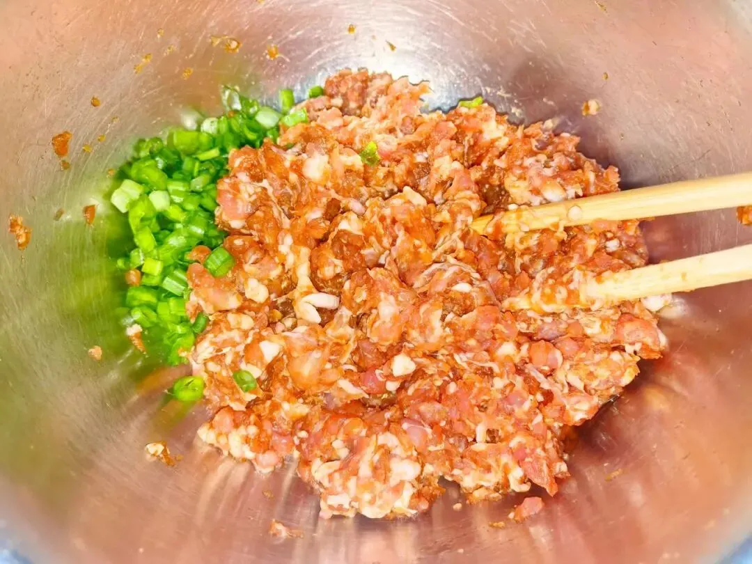 中考倒计时!初三儿子早餐不费妈,不和面不擀皮,15分钟烙4个饼 第3张