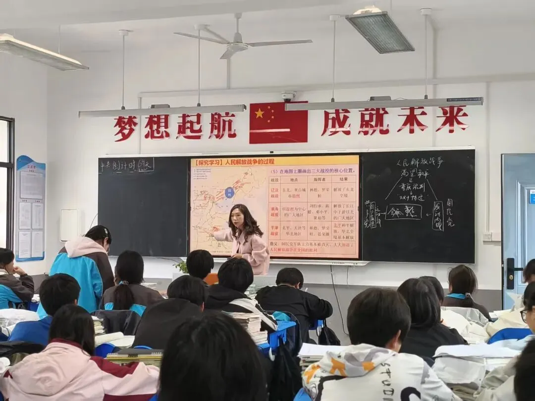 视导赋能备中考 携手共进促提升——汉滨高中教共体永红校区赴茨沟初级中学开展九年级备考视导工作 第6张
