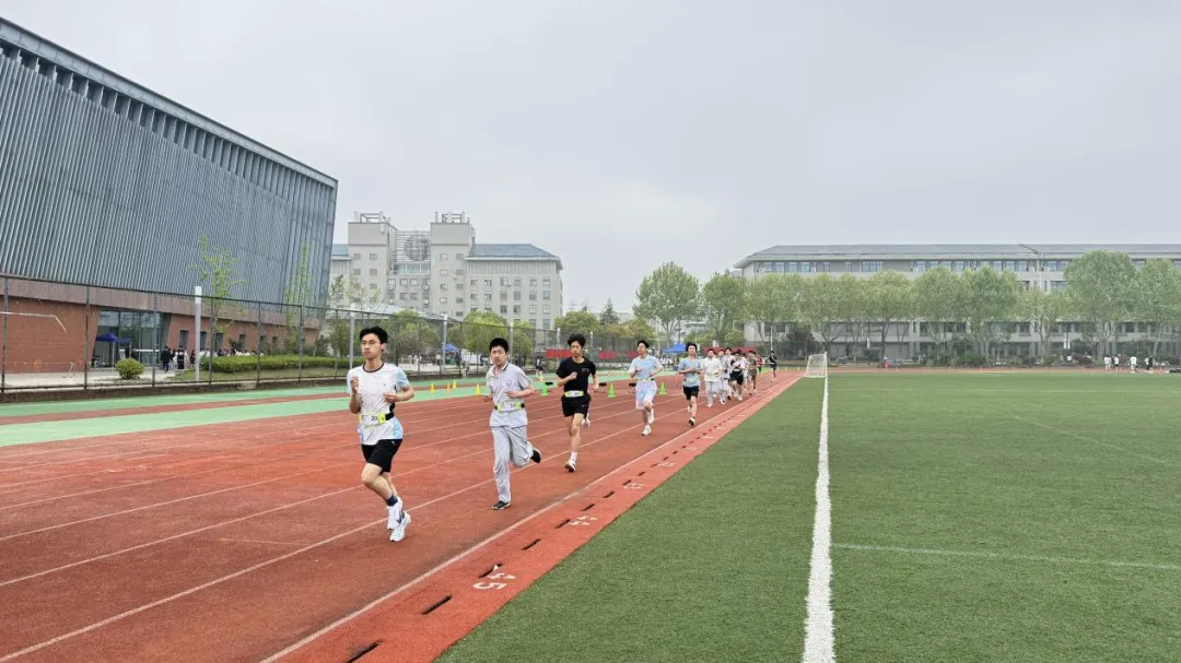 少年当燃,赛场飞扬——南京市中考体育考试进行时 第38张