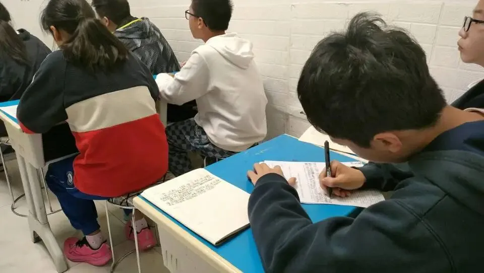 中考作文《这次,我选对了》素材分析+学生作品 第9张