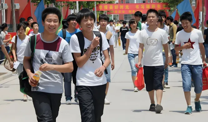 中考志愿填不好,孩子三年白学了!这3个“滑档”大坑,90%的家长不知道! 第3张 中考志愿填不好,孩子三年白学了!这3个“滑档”大坑,90%的家长不知道! 第3张