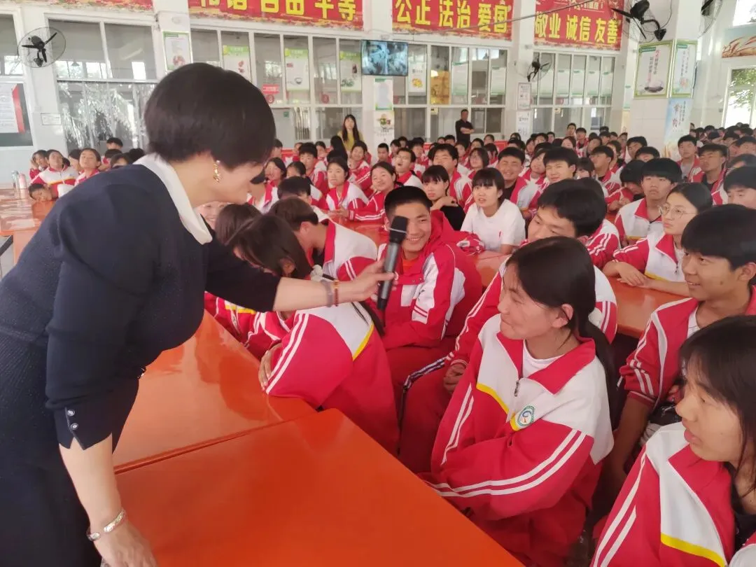 【实中·关工委】关爱中考学子 赋能青春梦想 ——渭南高新区关工委心理健康教育进校园活动圆满举行 第10张