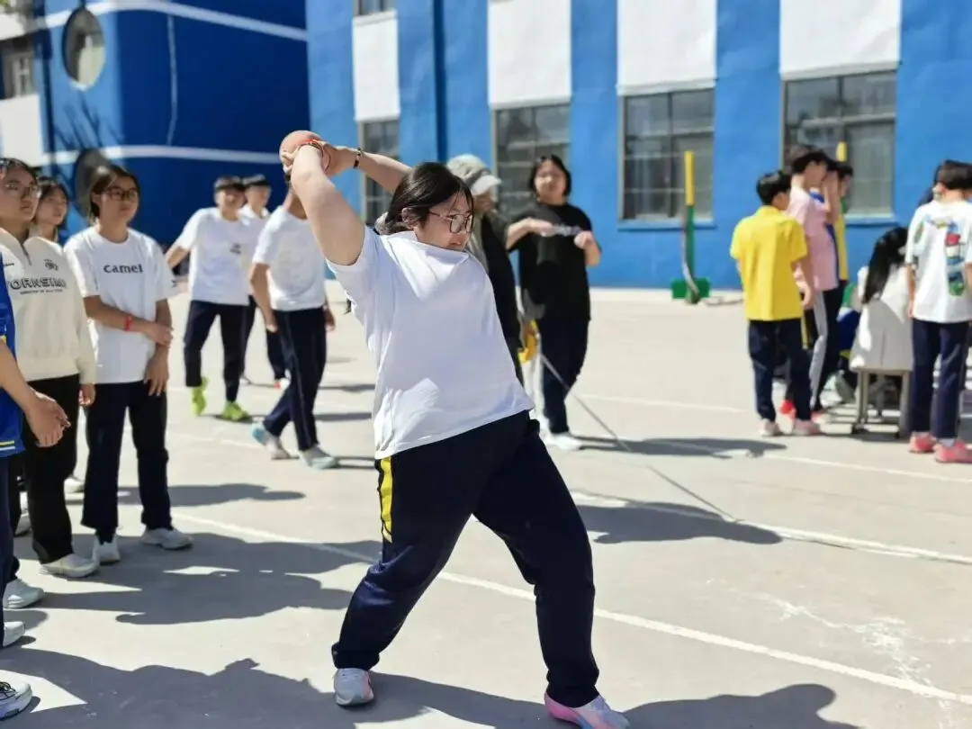 以实战淬炼真功 以模拟决胜中考 第9张 以实战淬炼真功 以模拟决胜中考 第9张