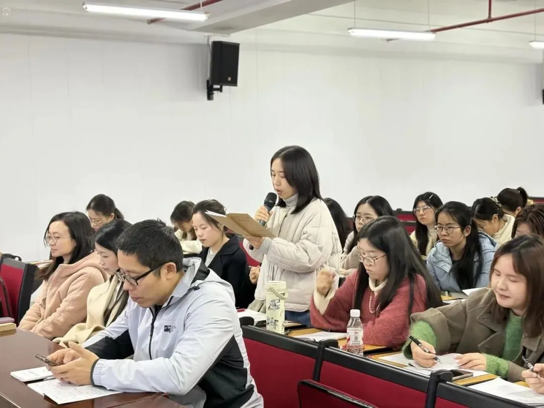 校际联动研复习 同心聚力备中考 | 我校与中雅培粹学校初三复习联合教研活动扎实推进 第12张 校际联动研复习 同心聚力备中考 | 我校与中雅培粹学校初三复习联合教研活动扎实推进 第12张