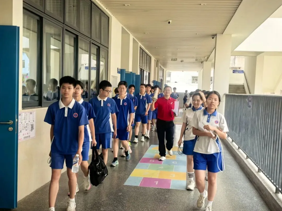 中考第一战,光中少年强!-第6张图片-四季读书网