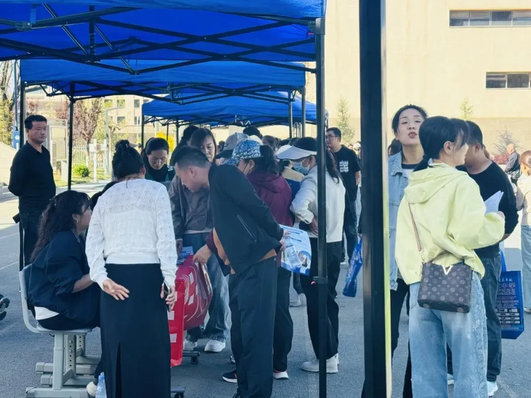 【中考专项培训】家校同心筑梦 志愿领航前行 —— 兰州市东郊学校未来城市分校九年级志愿填报专题培训会圆满举行 第21张
