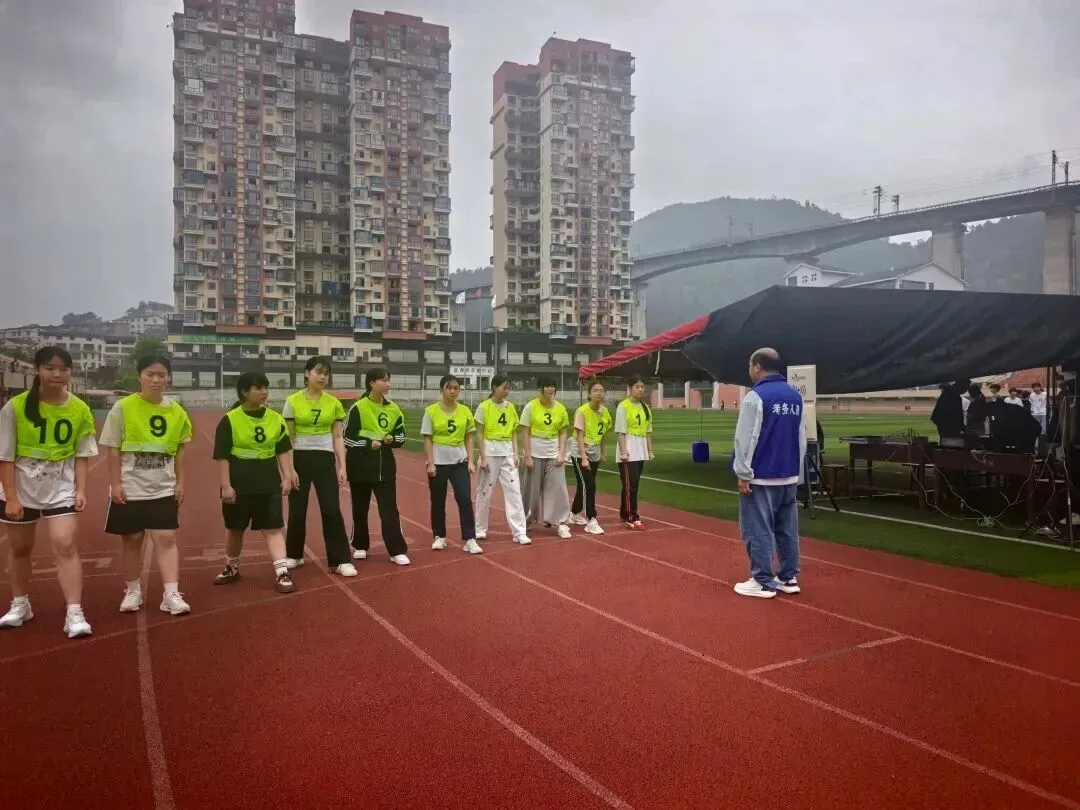 奔赴满分赛场!贵阳贵安2026体育中考火热开考 第18张