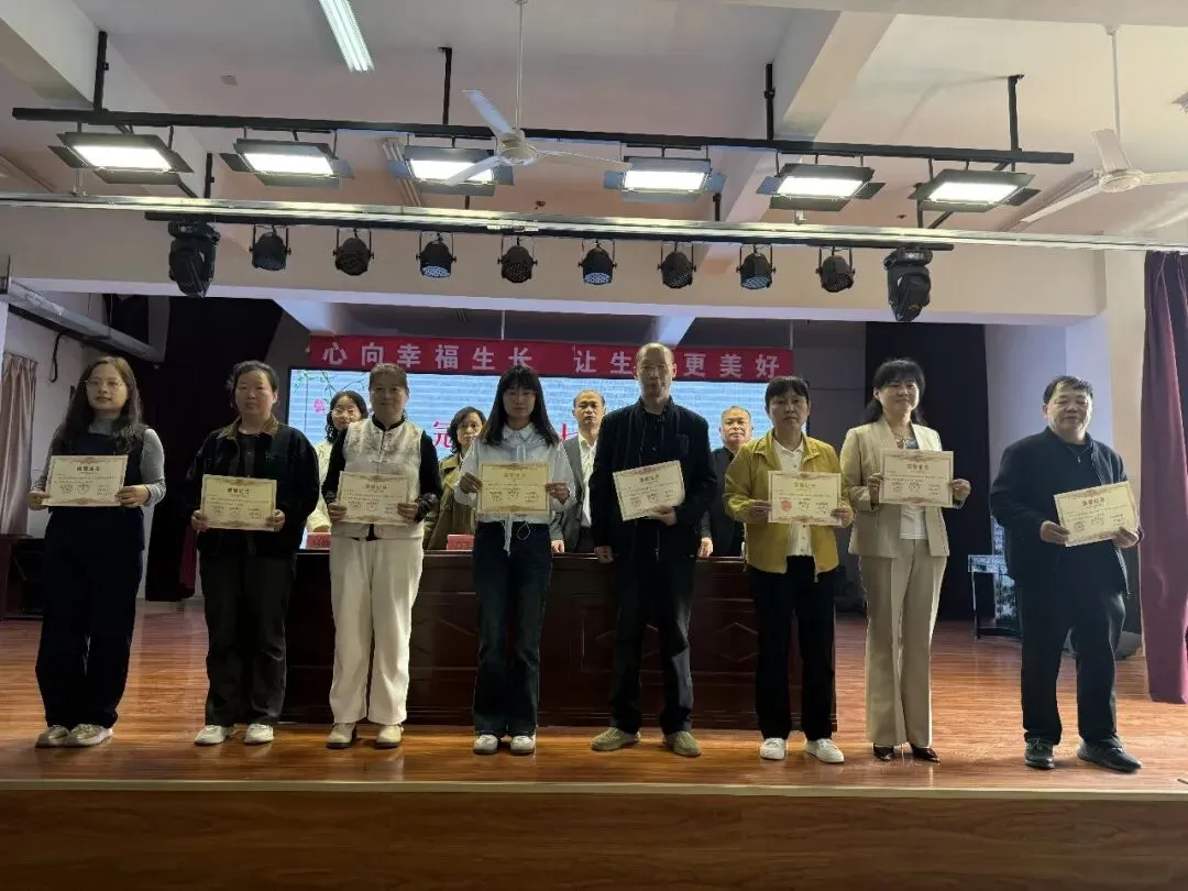 凝心研策 决胜中考—冠县烟庄街道办事处中学举行第七片区中考复习研讨活动 第32张