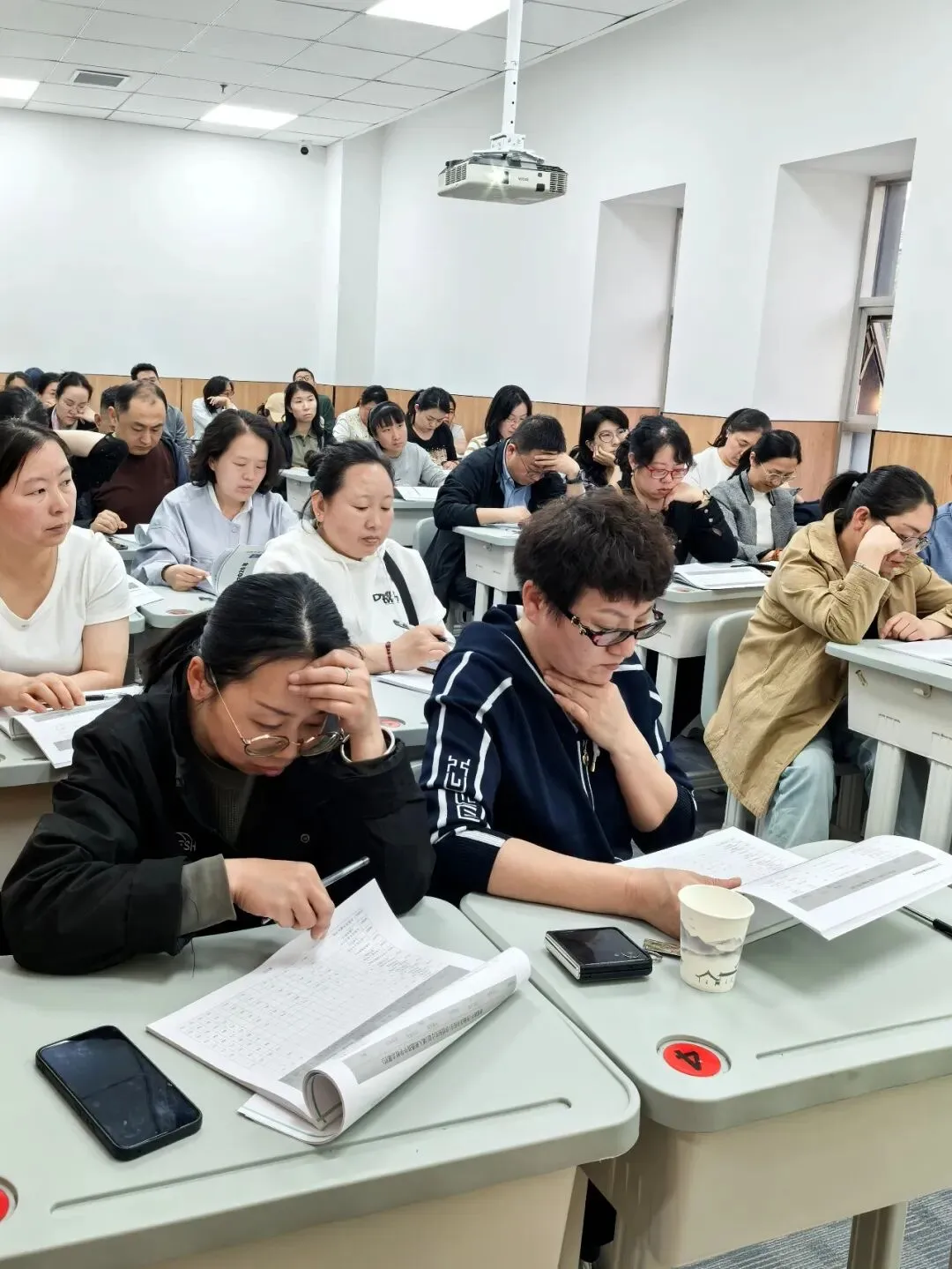 为什么家长必须提前了解中考志愿填报?这可能是孩子升学路上最关键的一步! 第3张 为什么家长必须提前了解中考志愿填报?这可能是孩子升学路上最关键的一步! 第3张