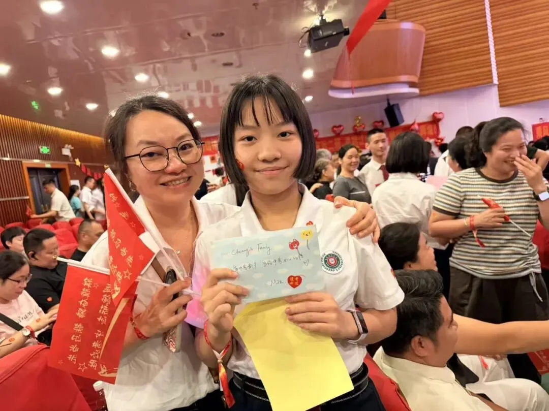 名震今朝扬鞭策马迎中考,德昭明日破浪乘风跃龙门|记2026届誓师大会 第47张 名震今朝扬鞭策马迎中考,德昭明日破浪乘风跃龙门|记2026届誓师大会 第47张