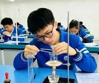 中考实验倒计时!满分攻略在手,考前冲刺不慌,稳拿关键分! 第4张 中考实验倒计时!满分攻略在手,考前冲刺不慌,稳拿关键分! 第4张