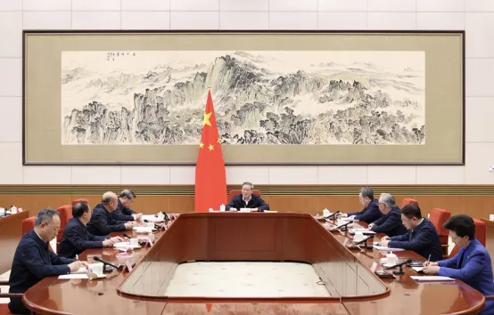 26 中考时政热点及模拟试题(36) 服务业/国务院/6G创新/新就业形态/知识产权 第6张