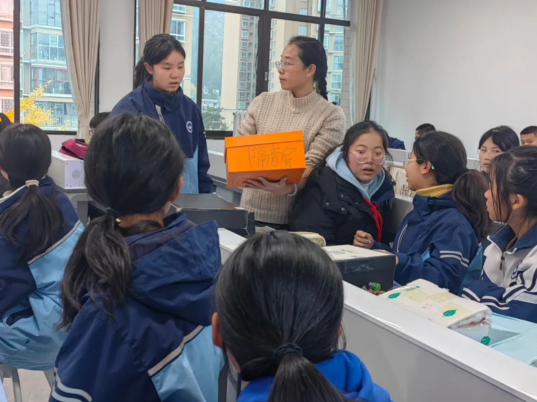 中考护航践初心,良师领航育新苗||张霞老师:以物理探真知,以笃行伴 第8张 中考护航践初心,良师领航育新苗||张霞老师:以物理探真知,以笃行伴 第8张
