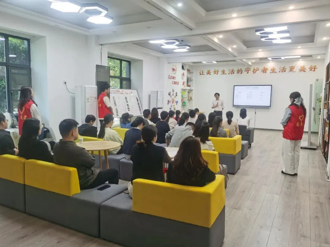 长墩堤社区丨中考公益讲座 助力学子冲刺 第9张