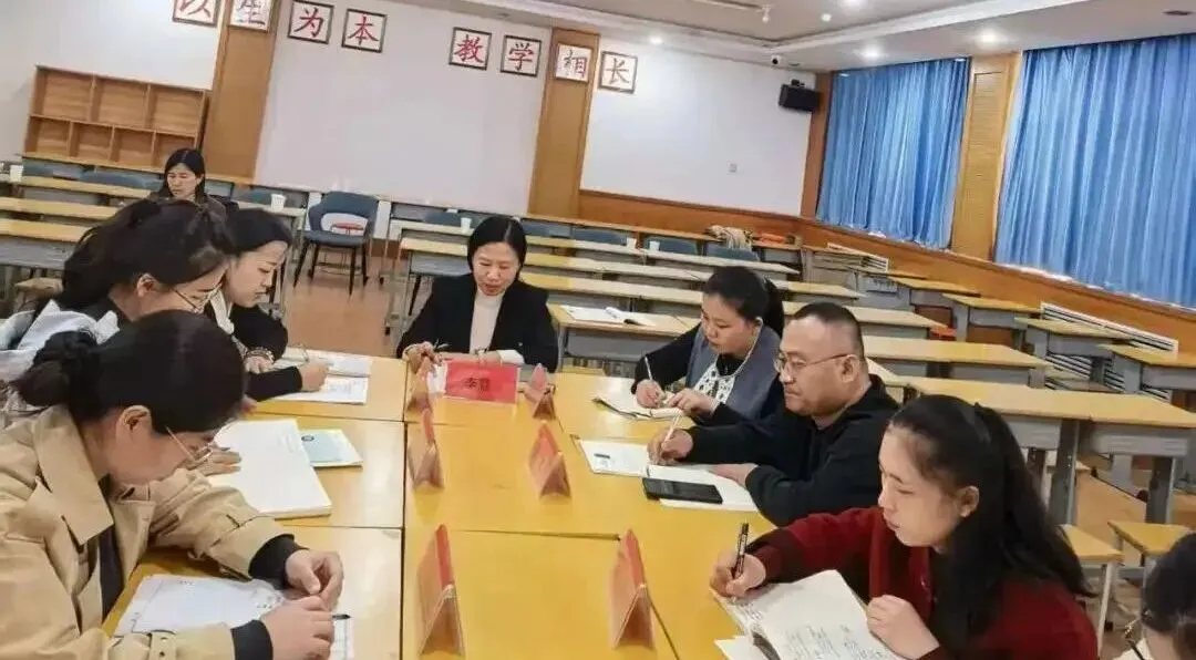 异构复习课堂,助力中考辉煌|王成广名师领航工作室与聊城六中复习研讨活动圆满举行 第7张